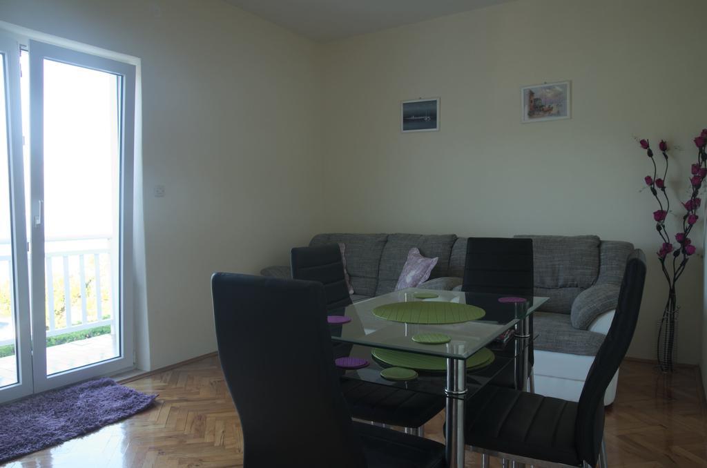 Fei Fei Apartments Račišće Eksteriør bilde